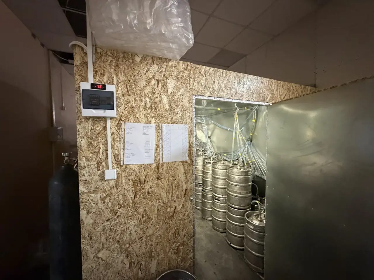 Профессиональный монтаж холодильной камеры под ключ в Бердске