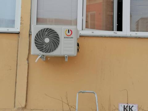 Установка кондиционера в квартире за балконом – профессионально