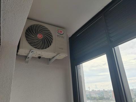 Монтаж сплит‑системы Royal Clima в Новосибирске – профессиональная установка