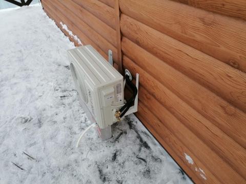 Монтаж 4 сплит‑систем Breeon в Новосибирске – установка кондиционеров в частном доме