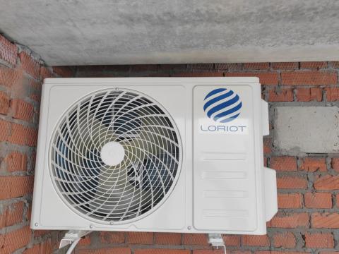 Монтаж сплит‑систем Loriot Premiere в Новосибирске – цены, гарантия, установка на балконе