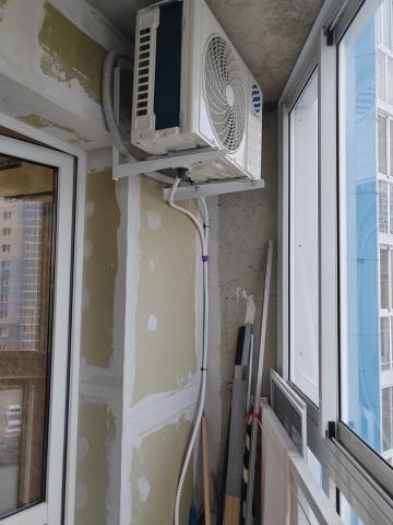 Установка кондиционера в квартире Новосибирск – монтаж за 3 часа, гарантия 4 года