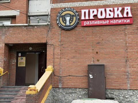 Установка холодильной камеры в пивном магазине под ключ